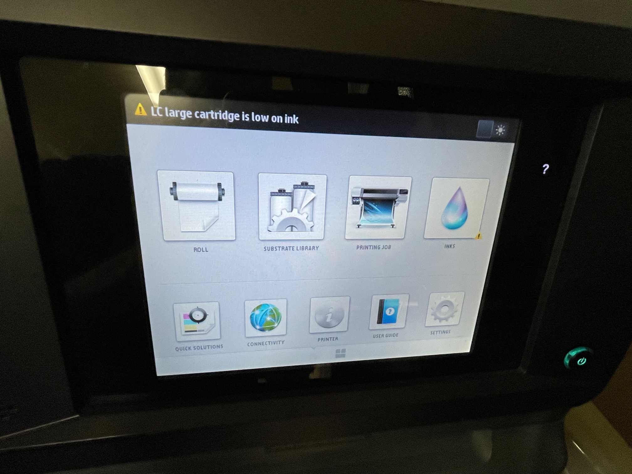2019 Hewlett-Packard 570