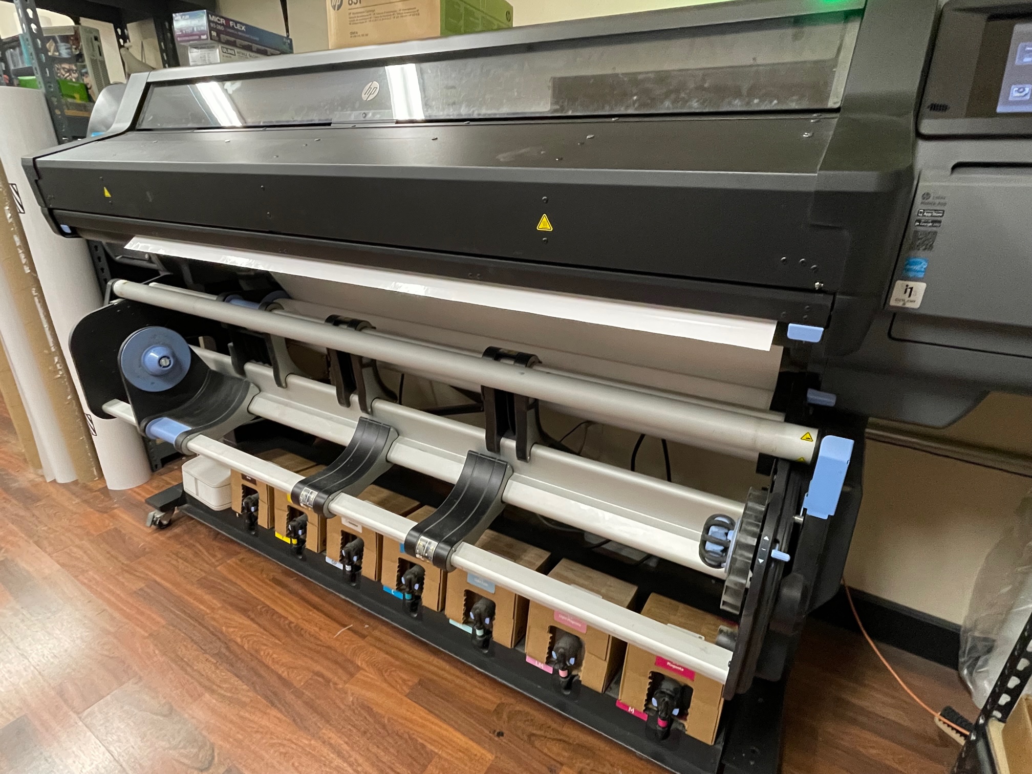 2019 Hewlett-Packard 570