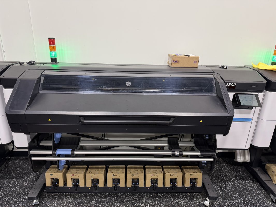 2021 Hewlett-Packard Latex 800