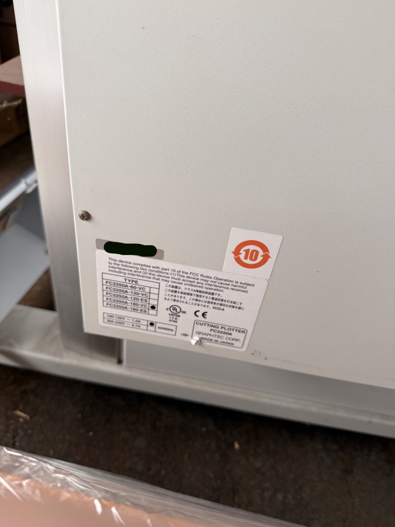 2011 Graphtec FC2250-180
