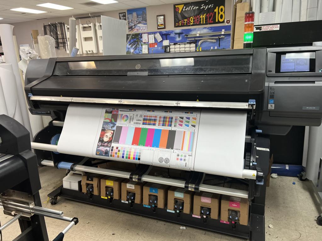 2016 Hewlett-Packard Latex 570
