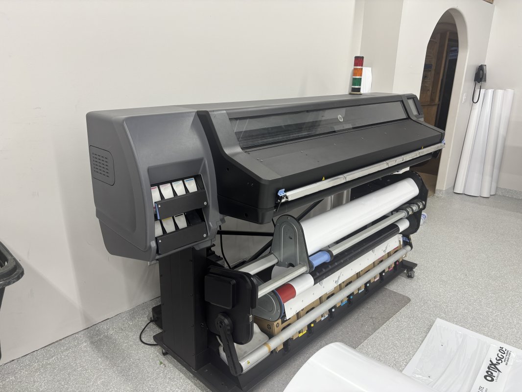 2017 Hewlett-Packard Latex 570