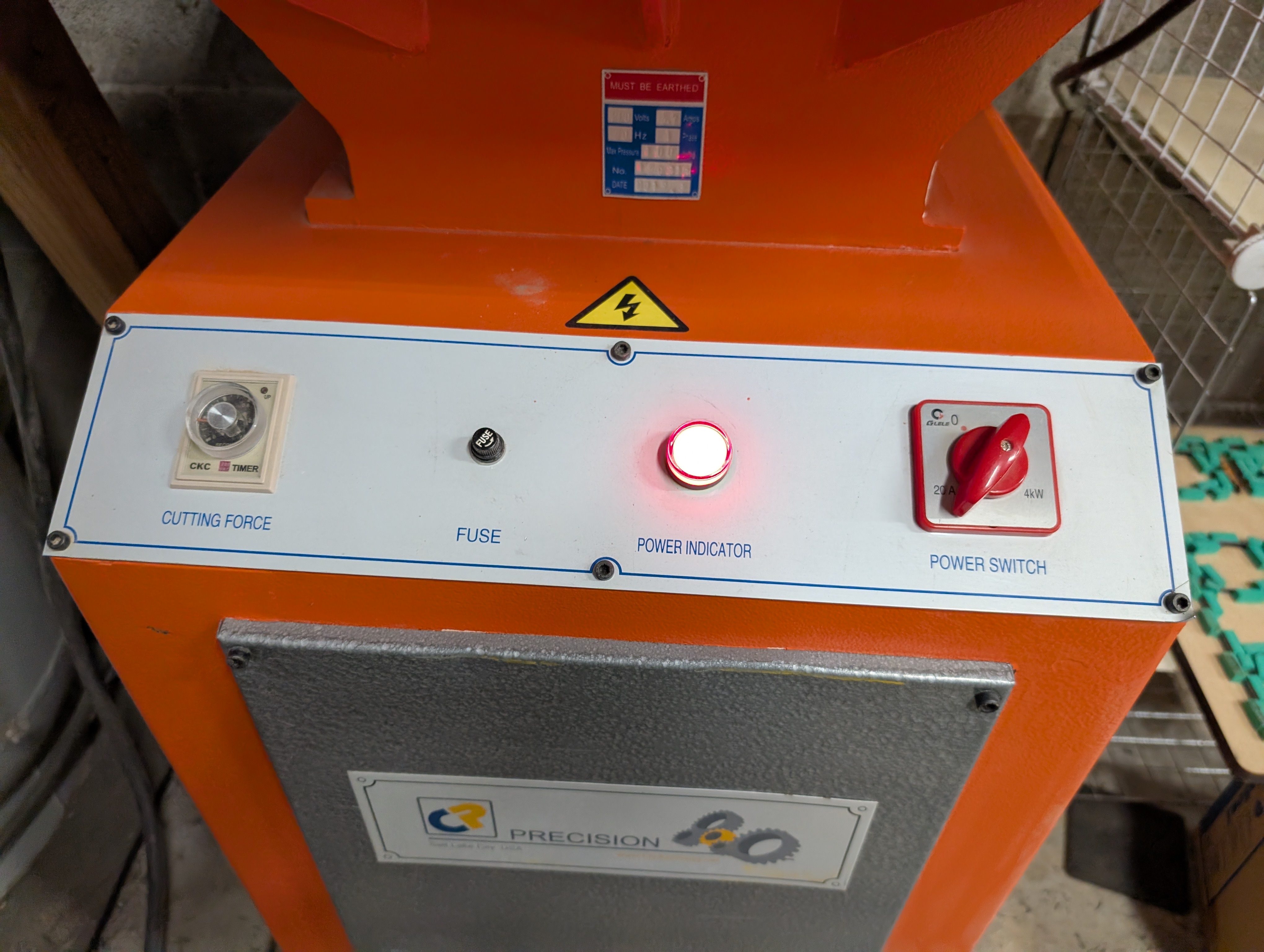 2015 ClickerPress 10 ton dye cutter