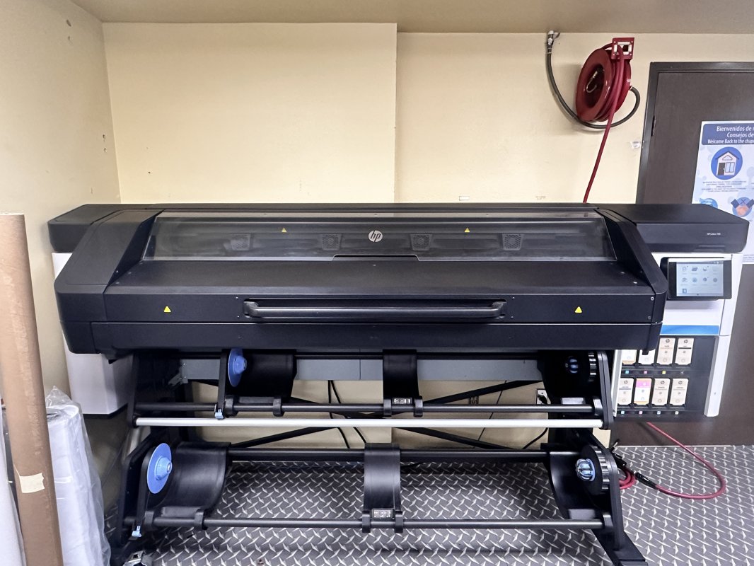 2021 Hewlett-Packard Latex 700