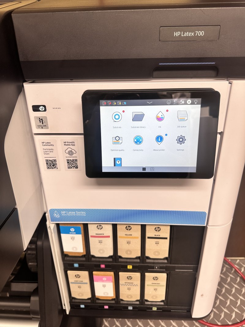 2021 Hewlett-Packard Latex 700
