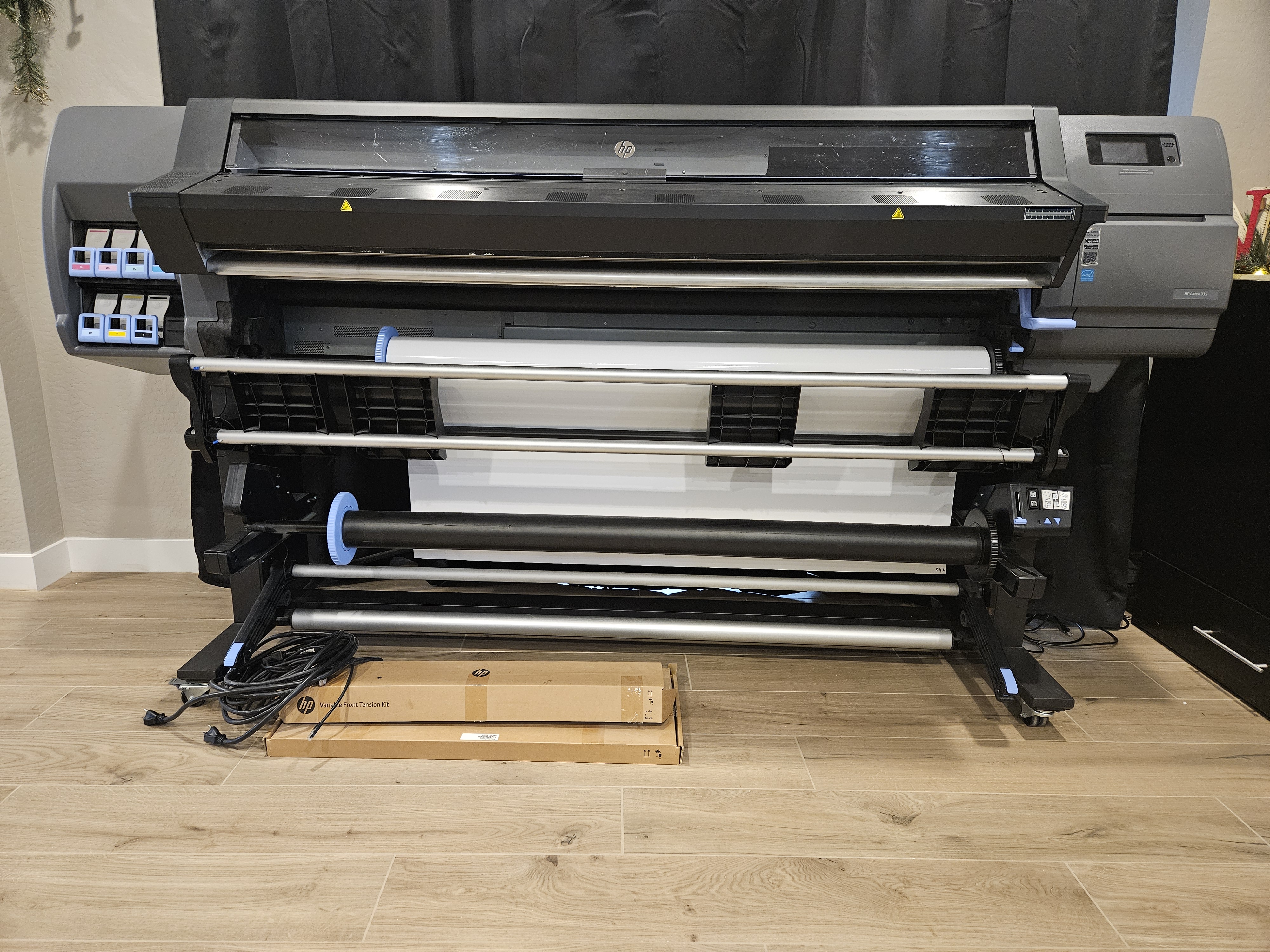 2018 Hewlett-Packard Latex 335