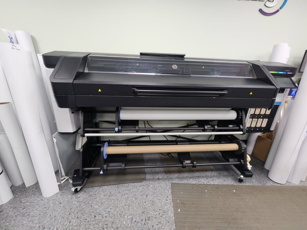 2021 Hewlett-Packard Latex 700