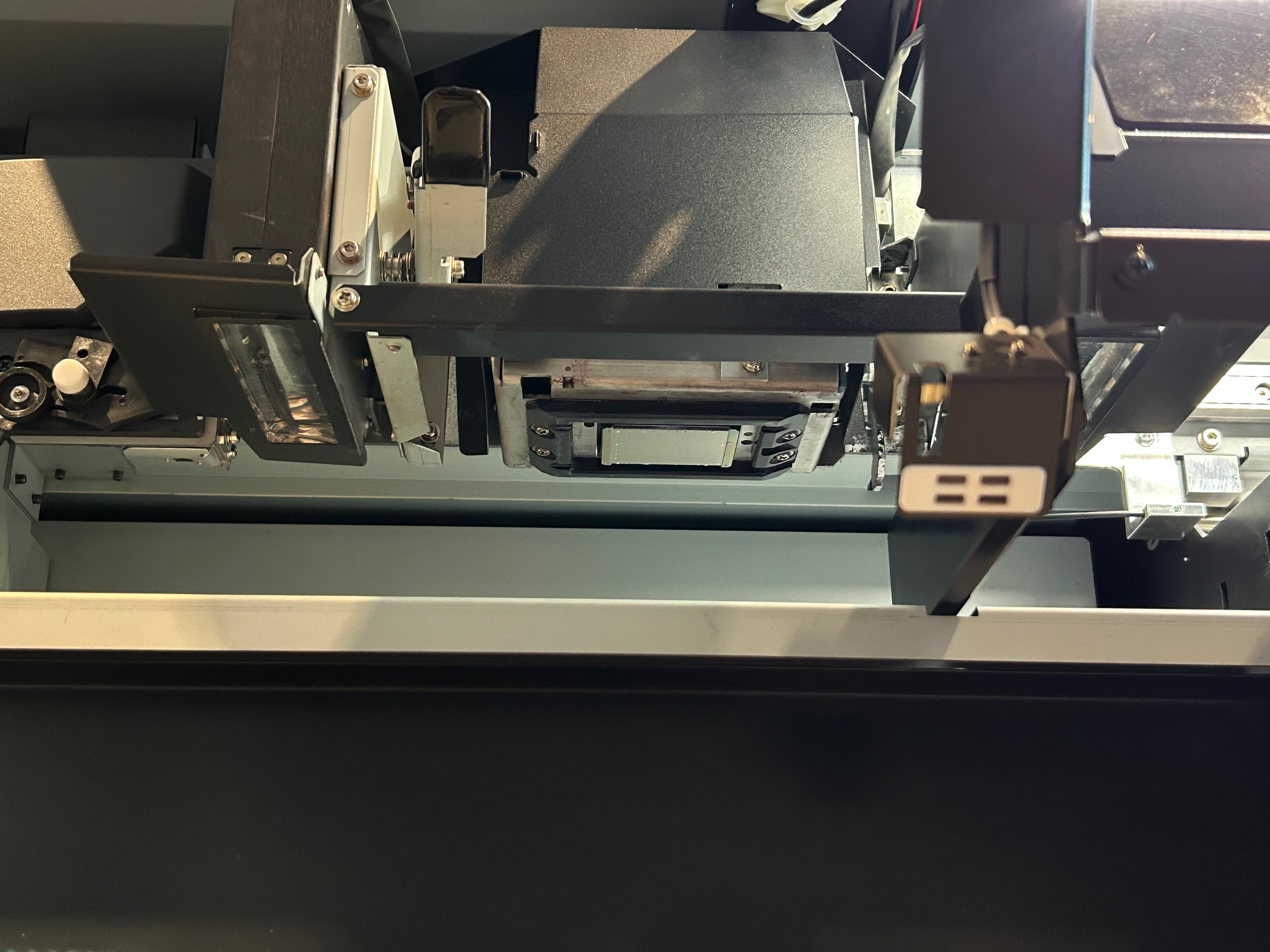 2022 Roland LEC2-640G