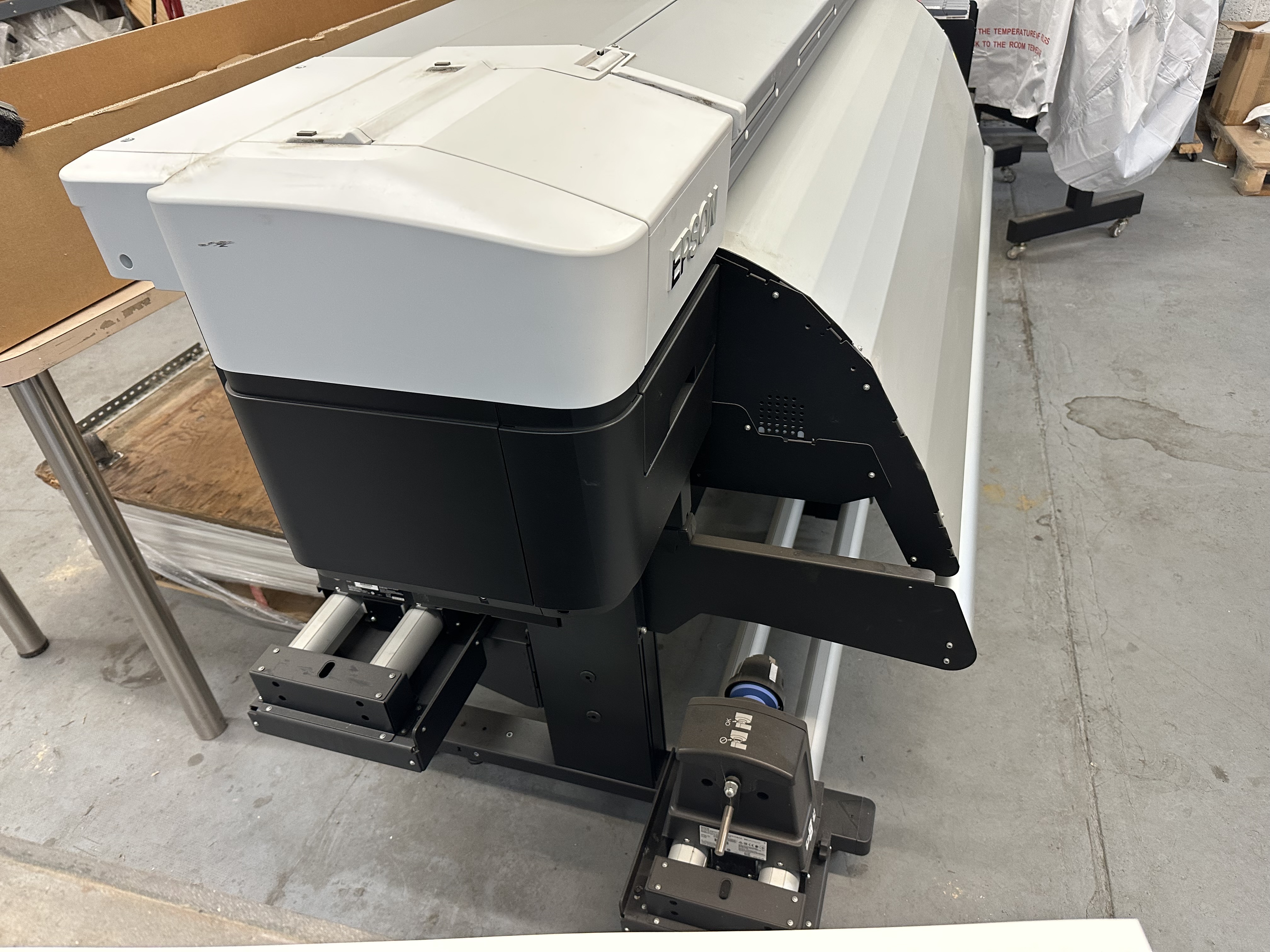 2020 Epson F7200