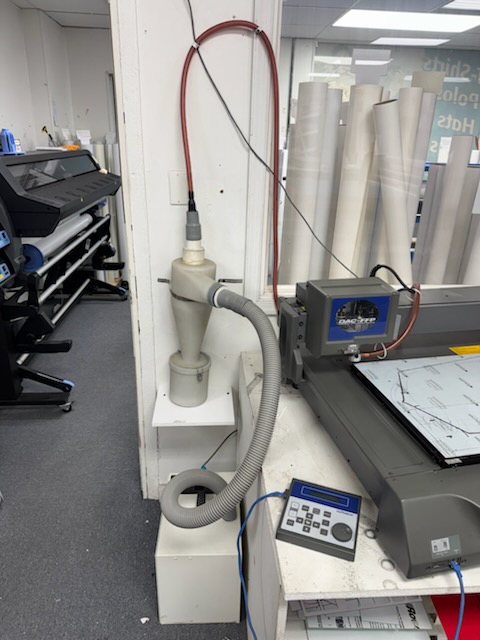 2004 Roland EGX-600 CNC Engraving Machine