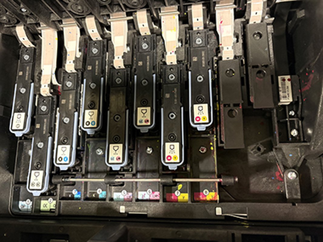 2021 Hewlett-Packard Latex 700