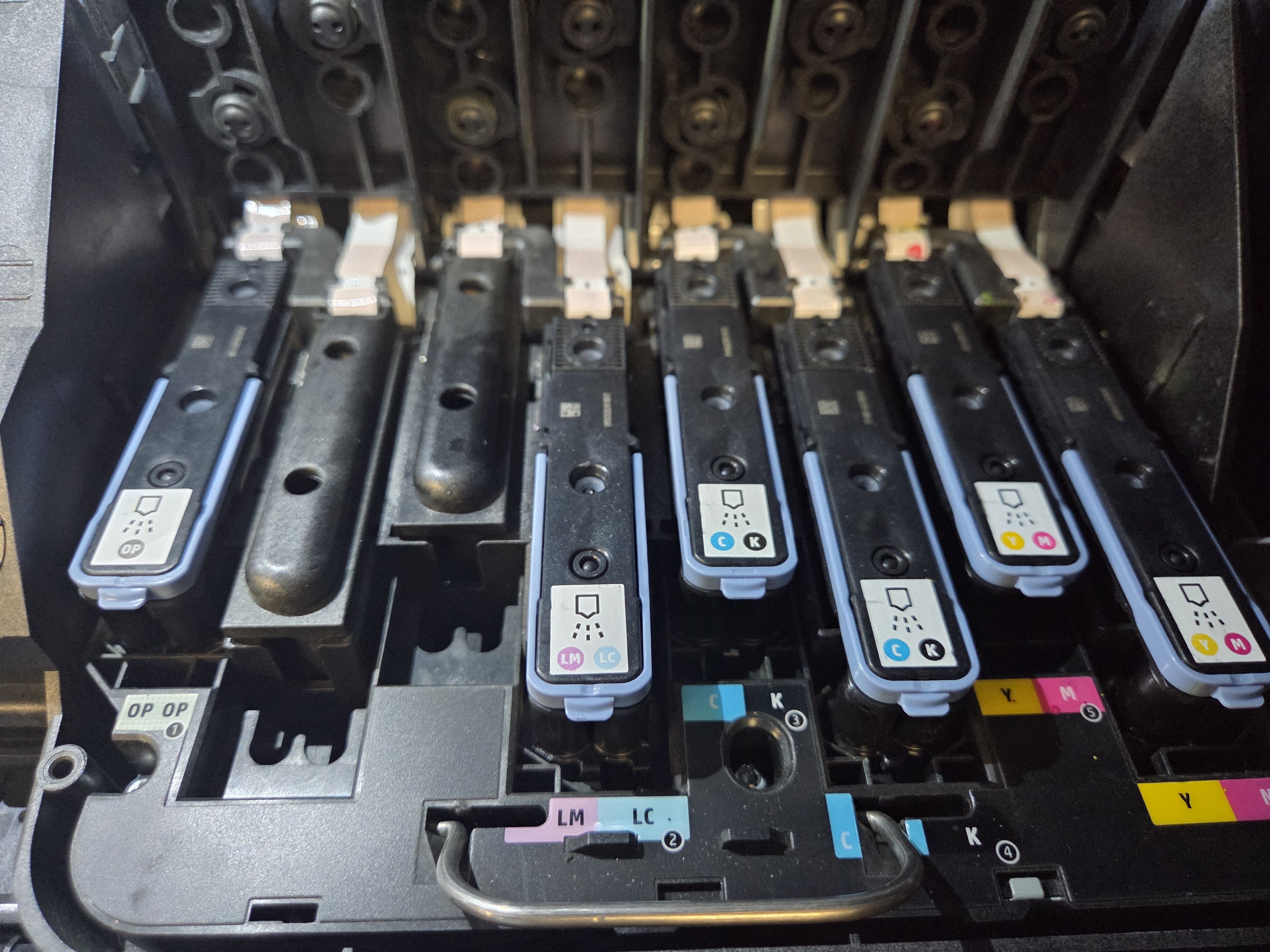 2014 Hewlett-Packard Latex 310